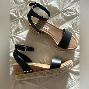 Steve Madden Cork Bottom Platform Shoes size 7.5